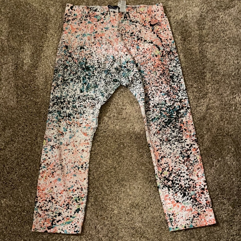 Nike Leggings - Picture 2 of 3